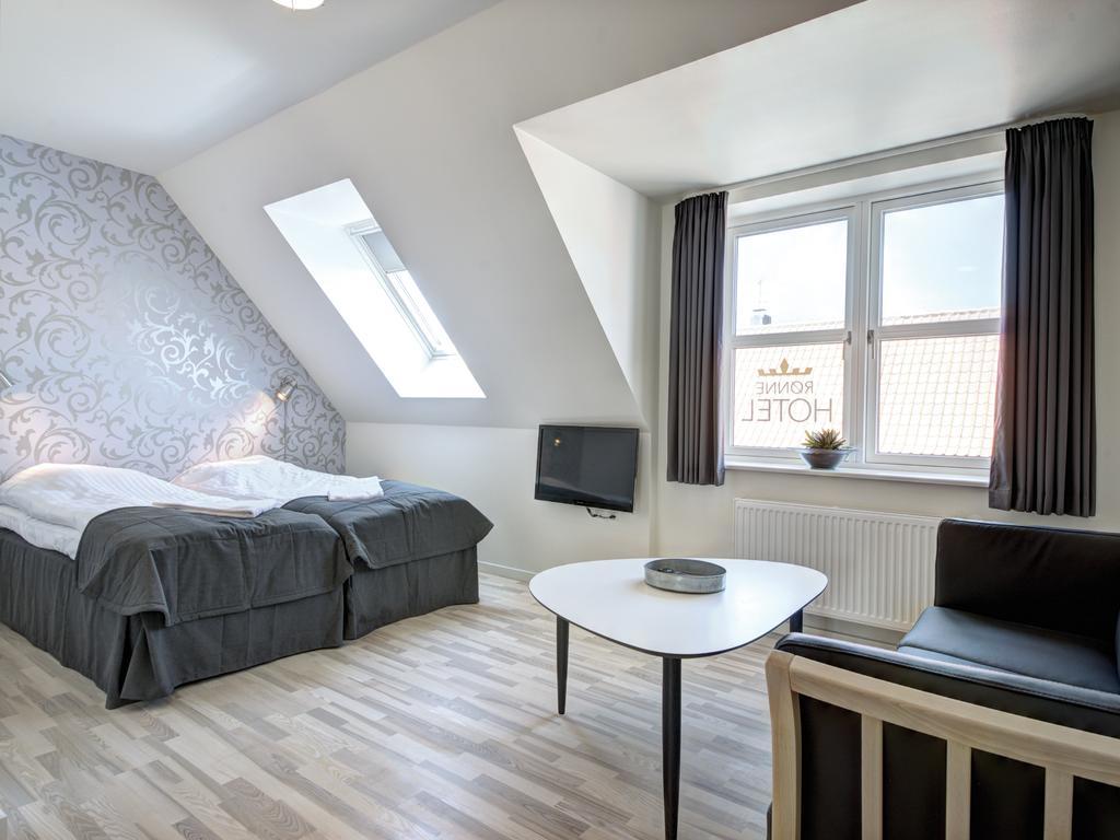 Ronne Hotel Pokoj fotografie